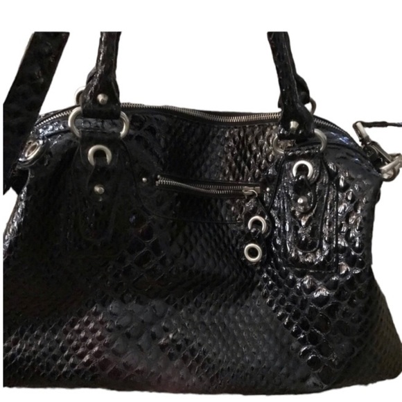 Jessica Simpson black XL alligator embossed patent leather bag crossbody strap - Picture 2 of 13